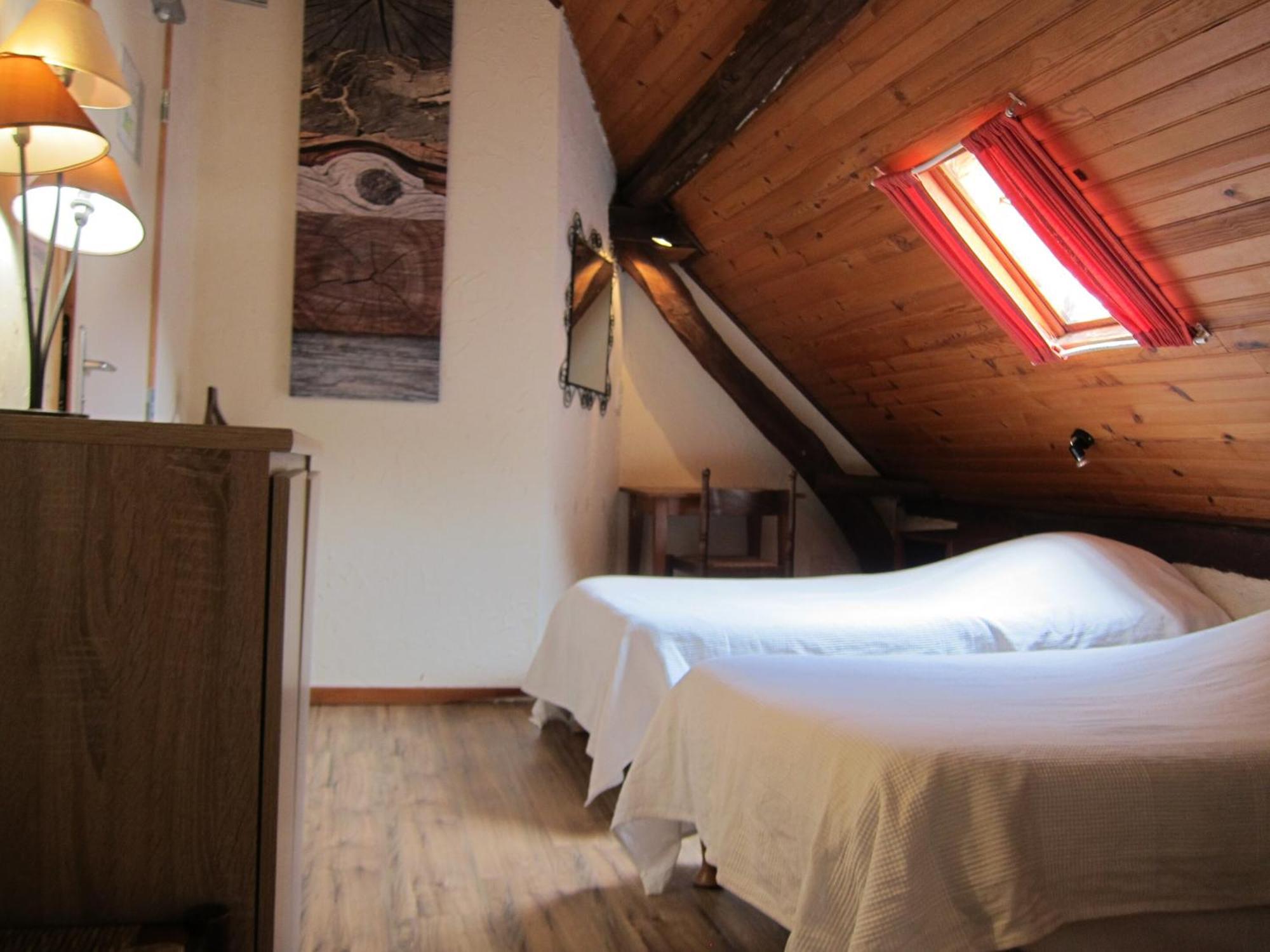 Auberge Des Deux Rivieres Seix Oda fotoğraf