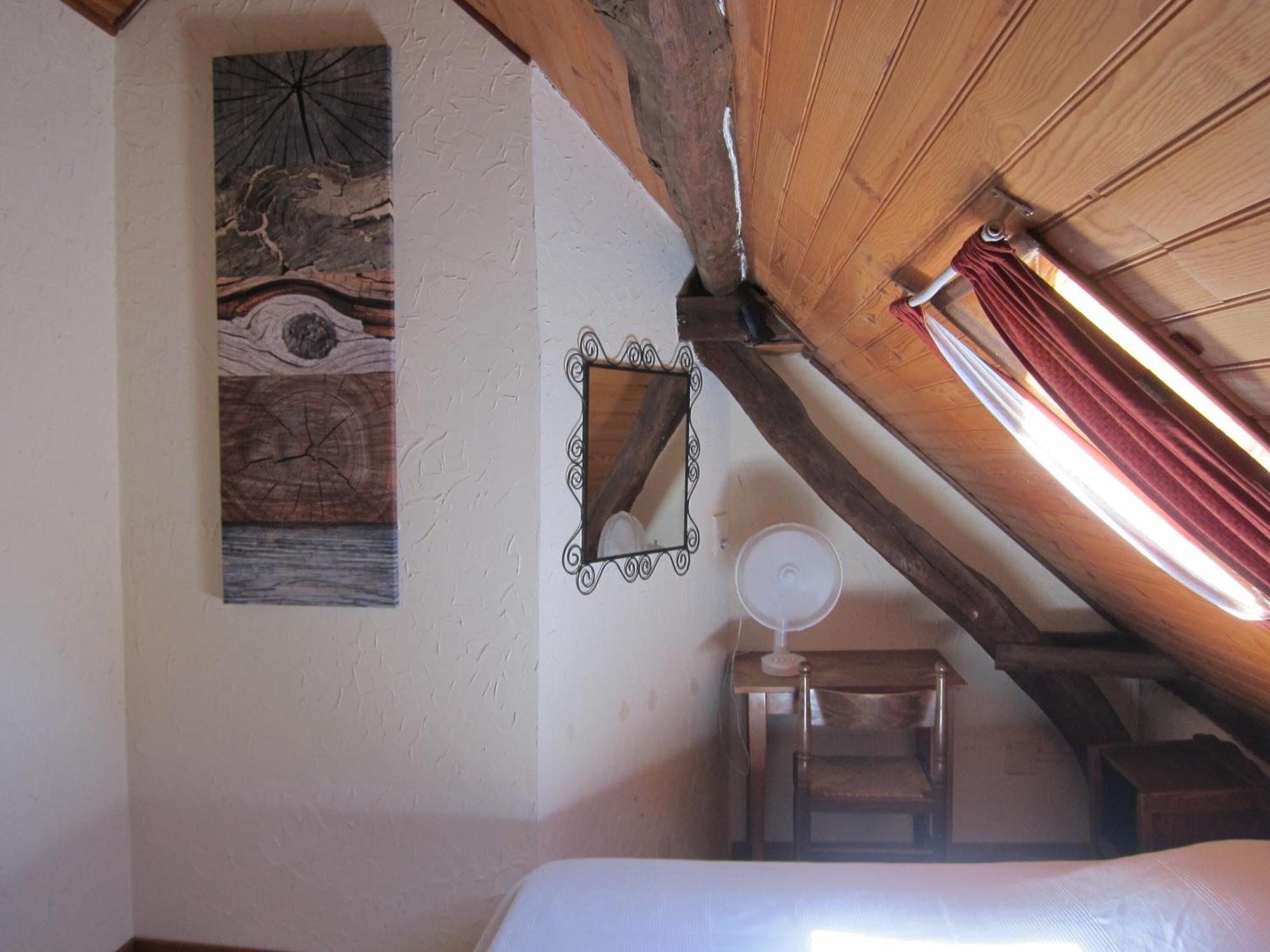 Auberge Des Deux Rivieres Seix Oda fotoğraf