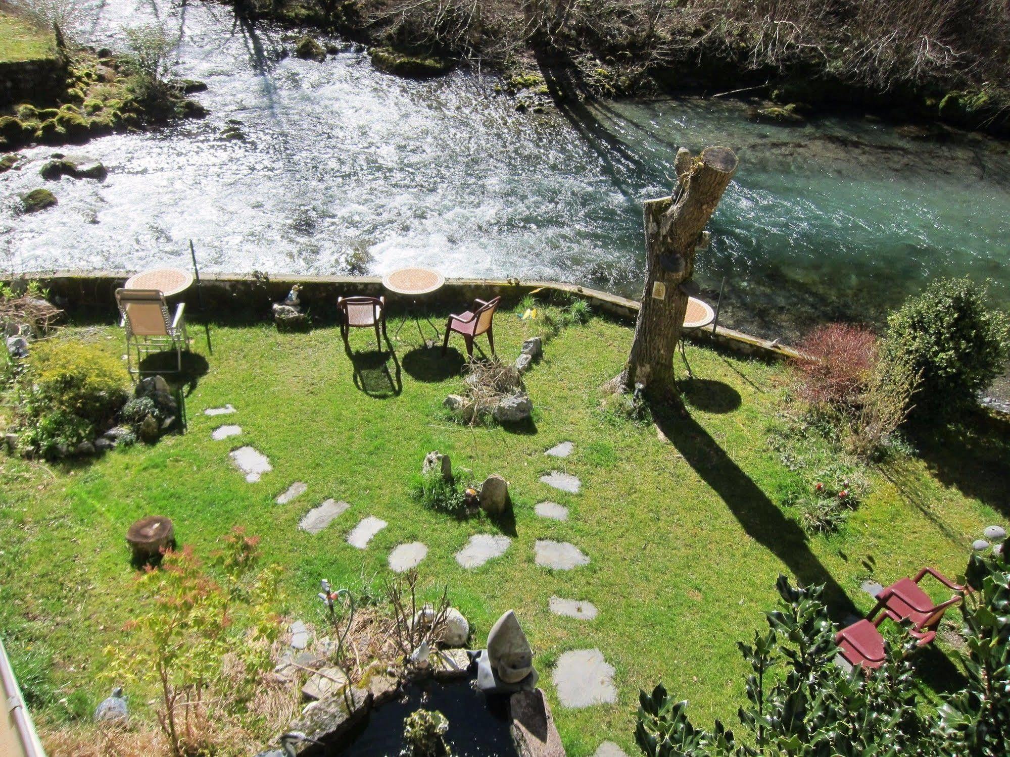 Auberge Des Deux Rivieres Seix Dış mekan fotoğraf